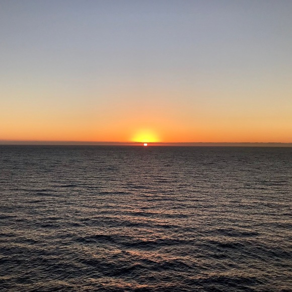 Meet your Posher, Ria - Picture 1 of 1